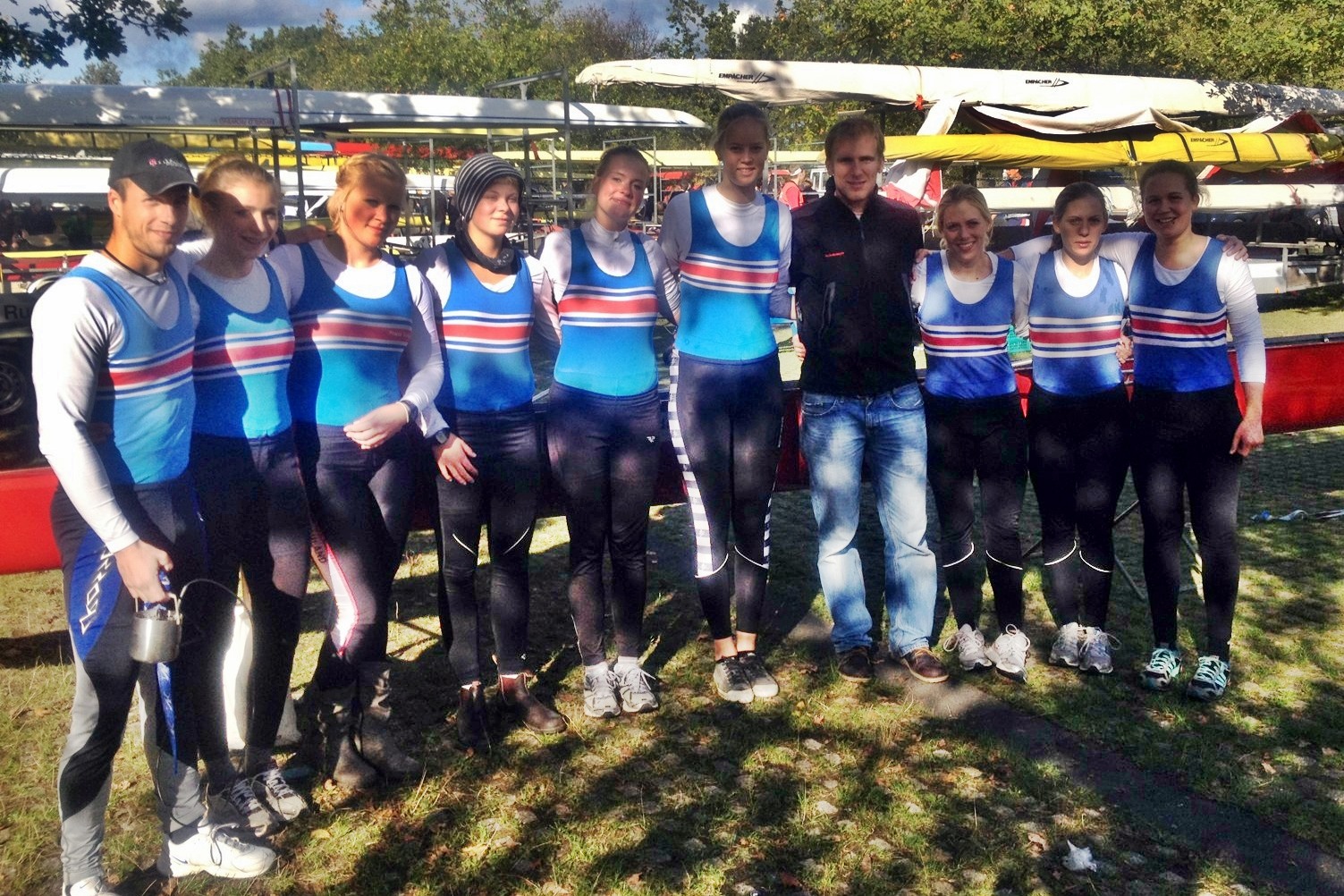 2012-10-07_Frauen-Achter2.jpg 2012-10-07_Frauen-Achter2.jpg